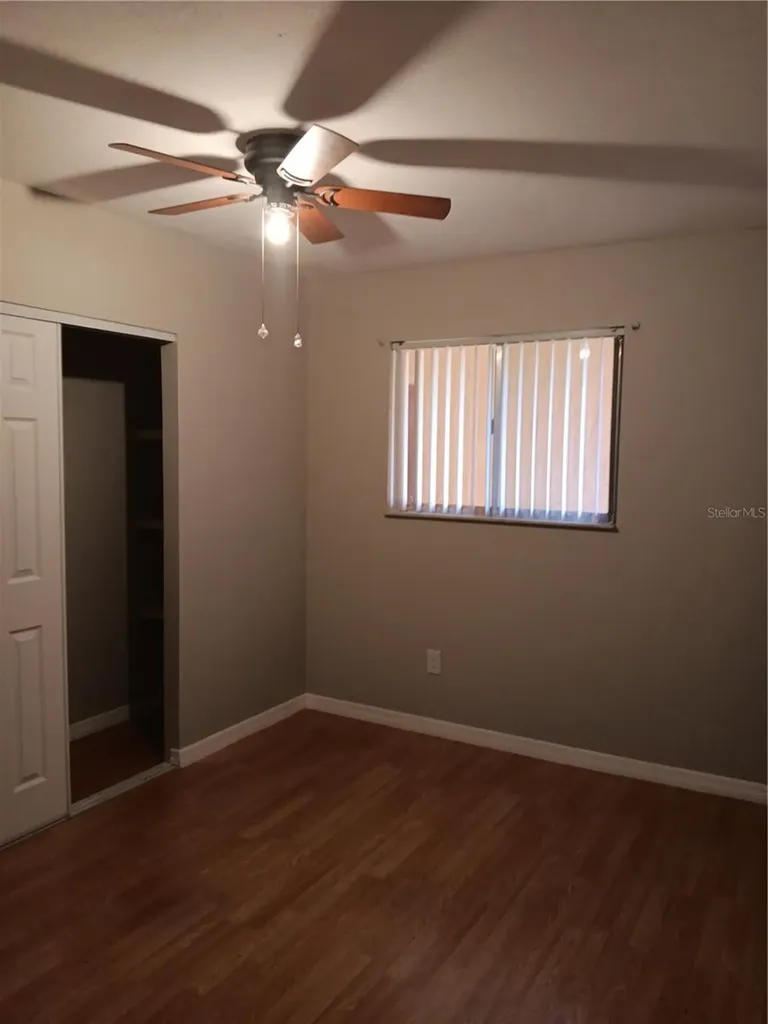 2860 N Powers Drive Orlando FL 32818