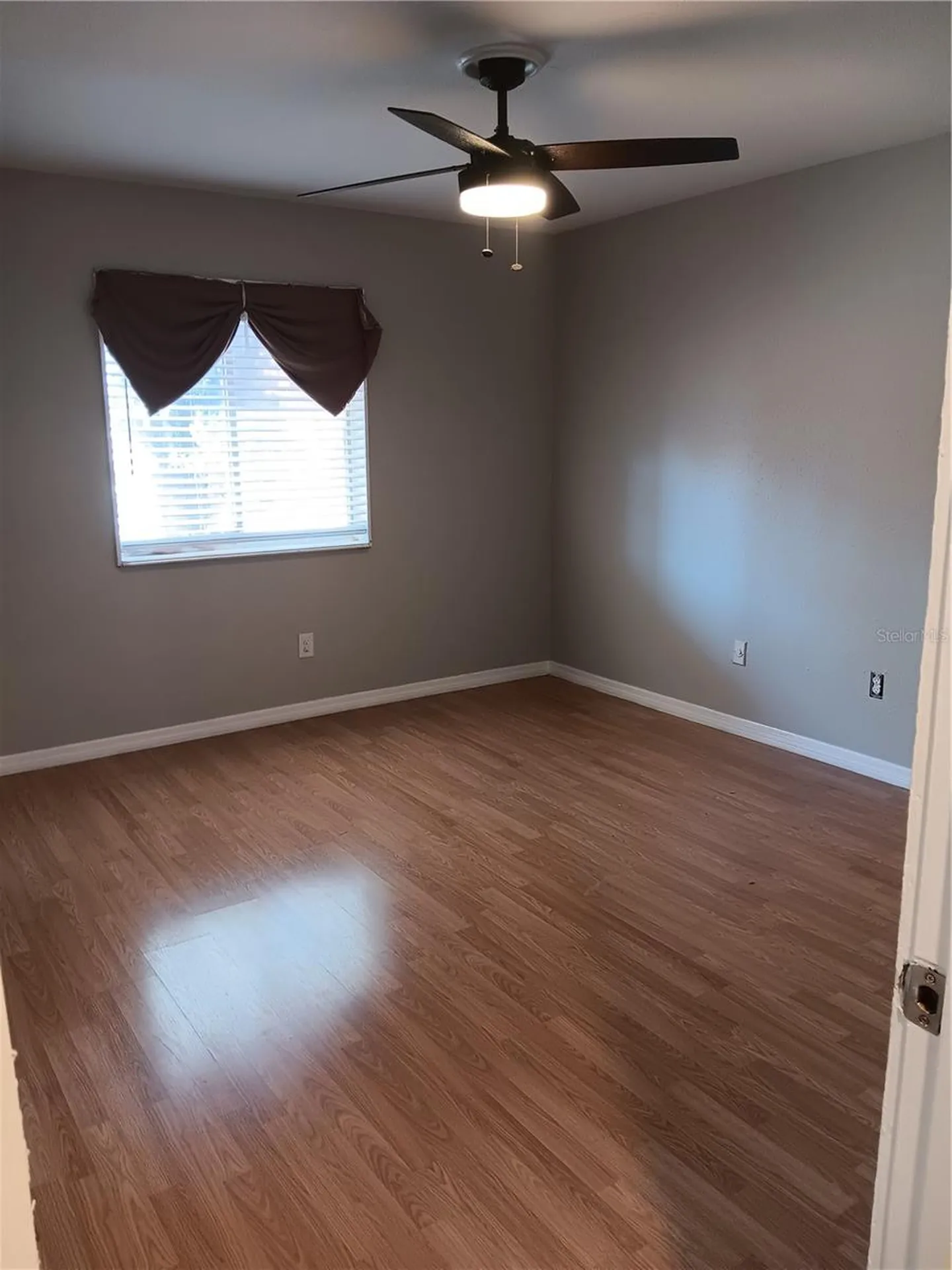 2860 N Powers Drive Orlando FL 32818