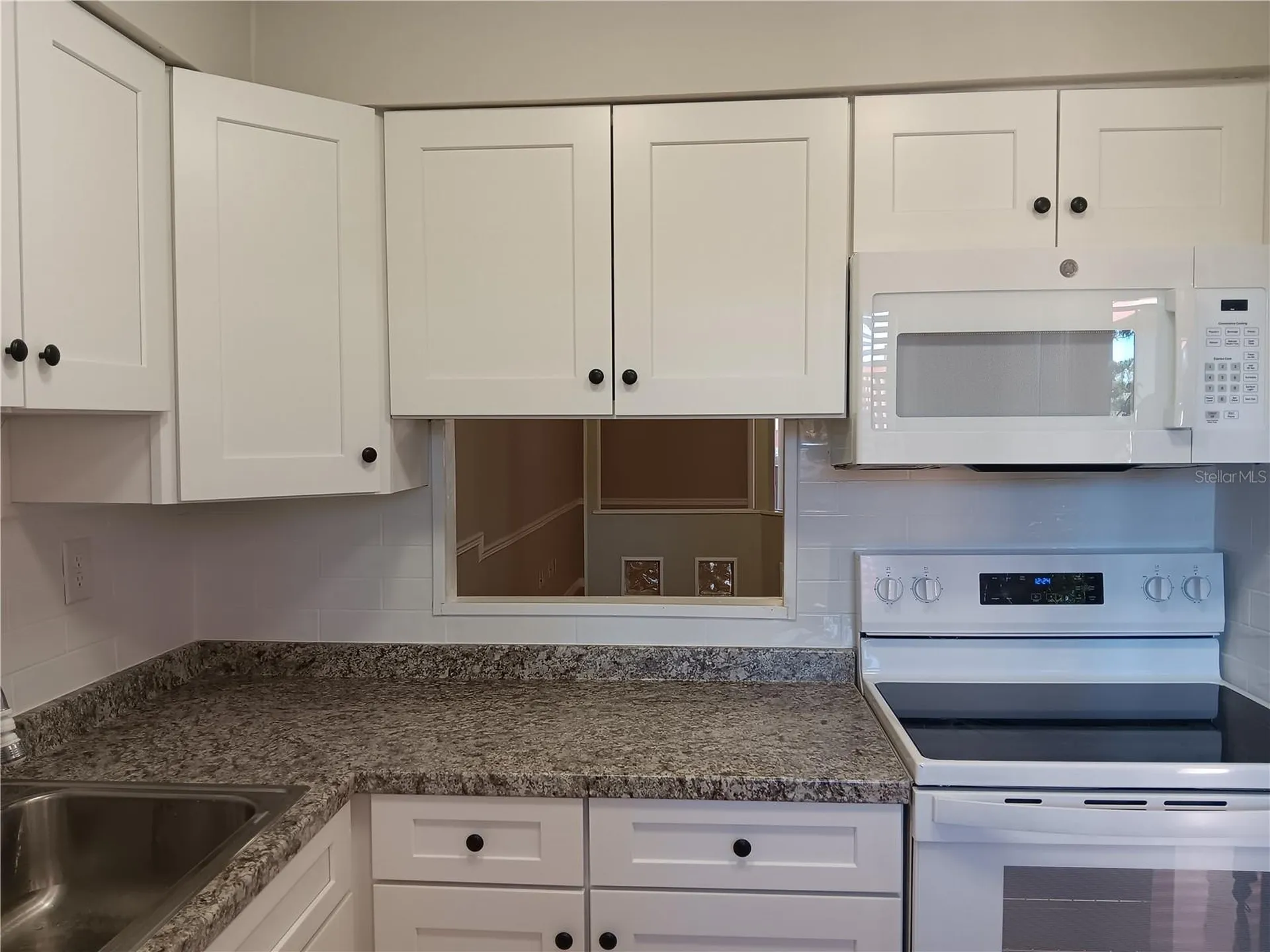 2860 N Powers Drive Orlando FL 32818