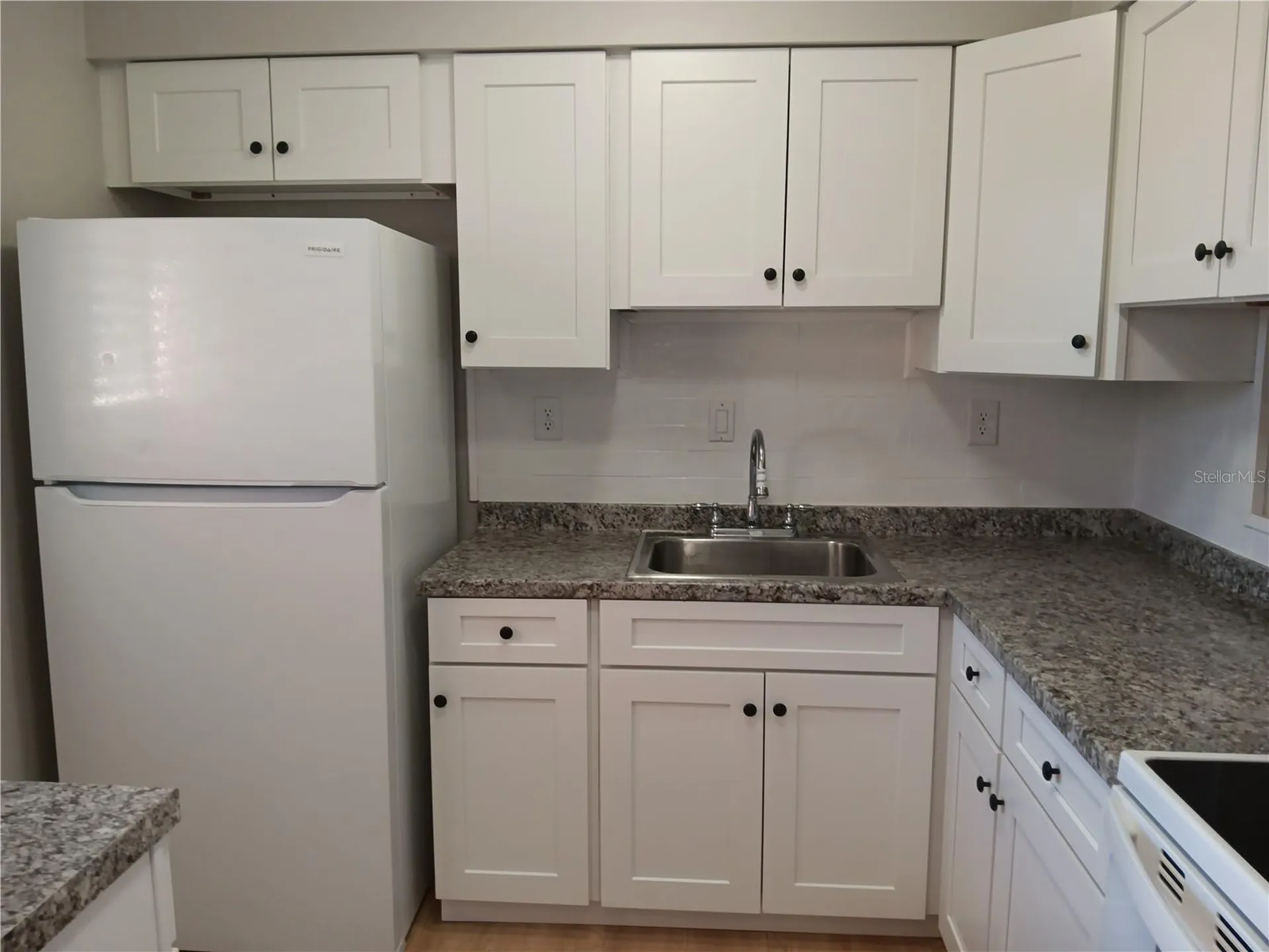 2860 N Powers Drive Orlando FL 32818
