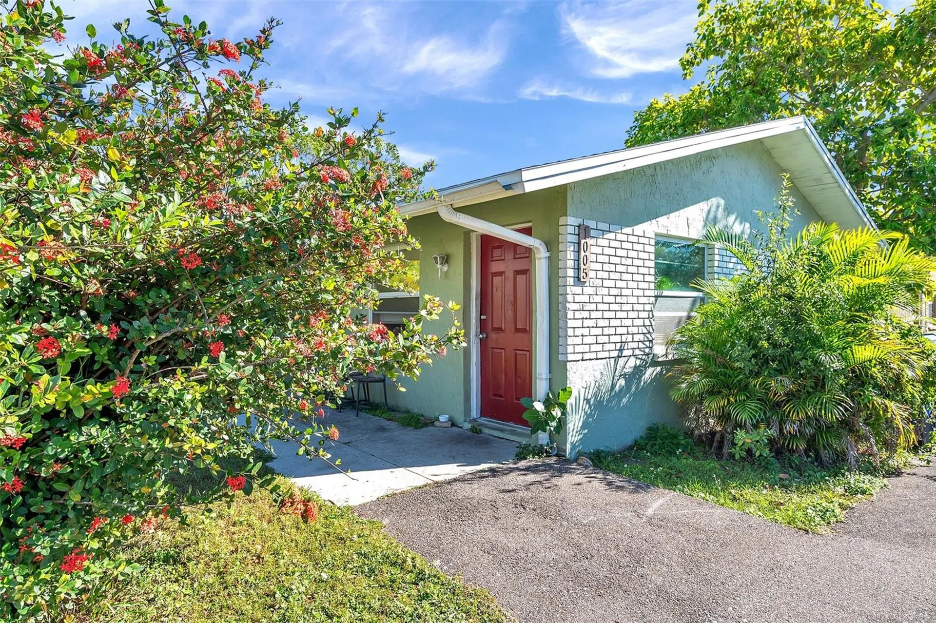 1005 Lake Palms Drive Largo FL 33771