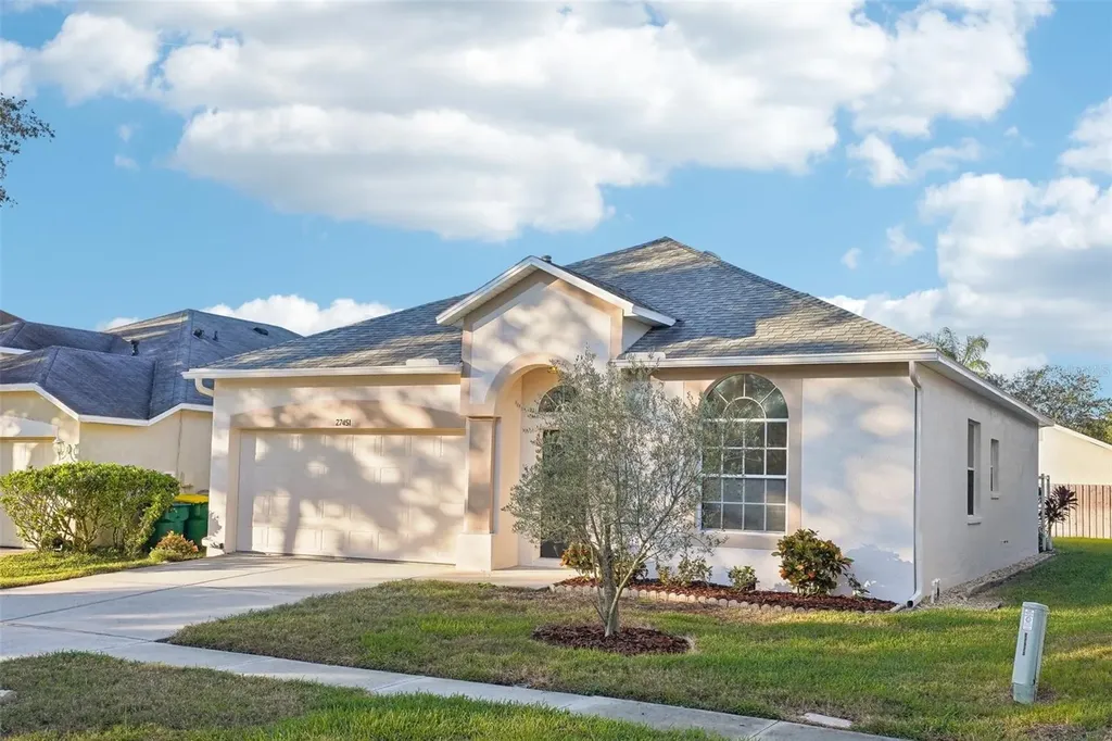 27451 Sky Lake Circle Wesley Chapel FL 33544