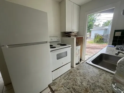 2354 7th Street S St Petersburg FL 33705