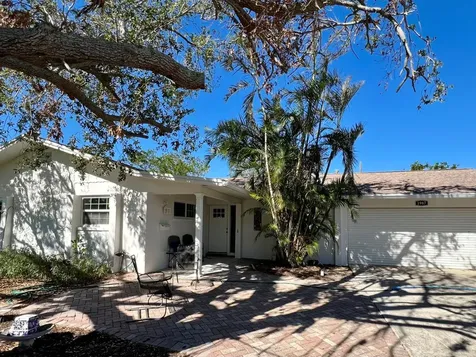 1967 Montana Avenue NE St Petersburg FL 33703