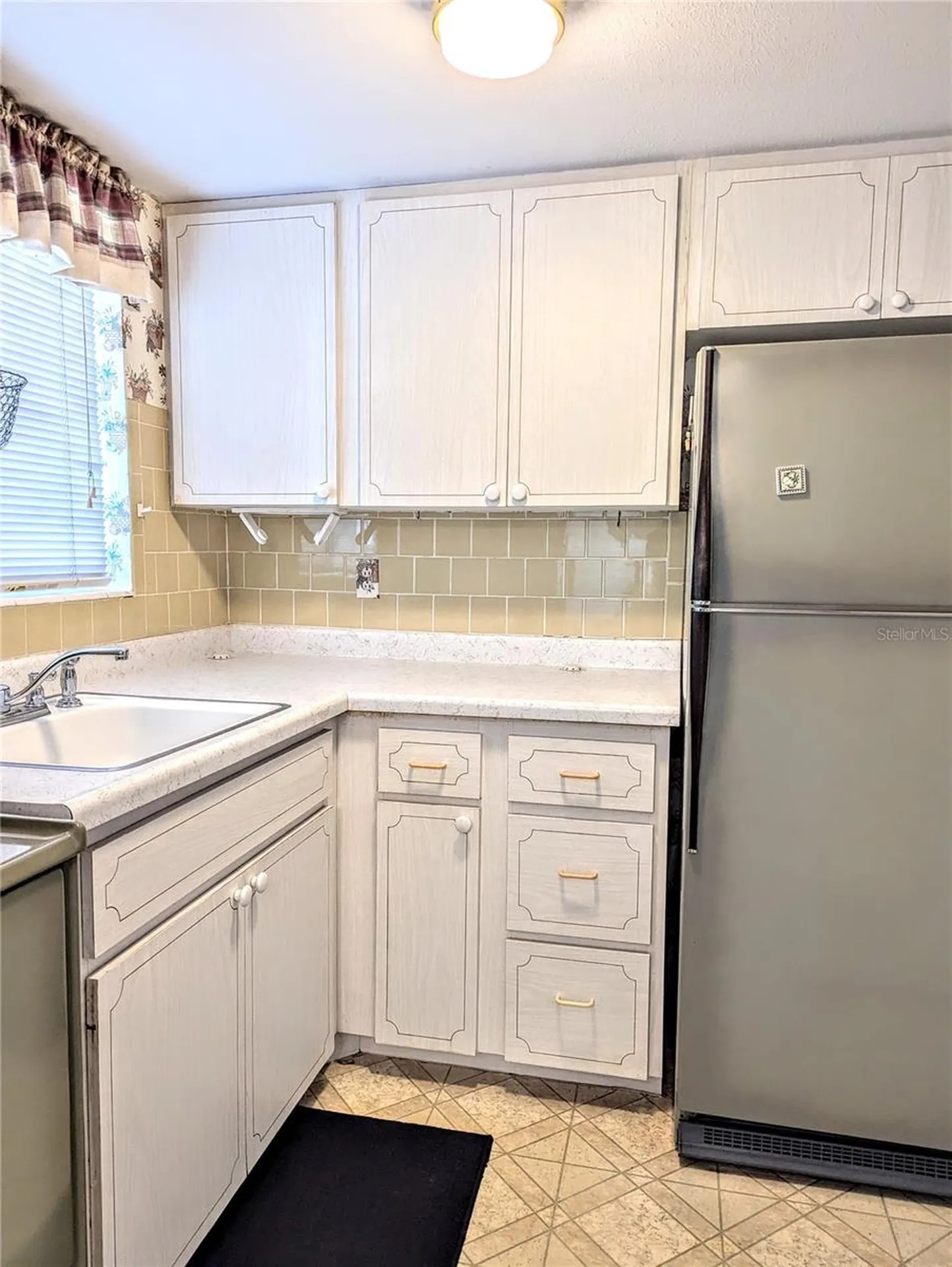 2228 Canal Drive Bradenton FL 34207