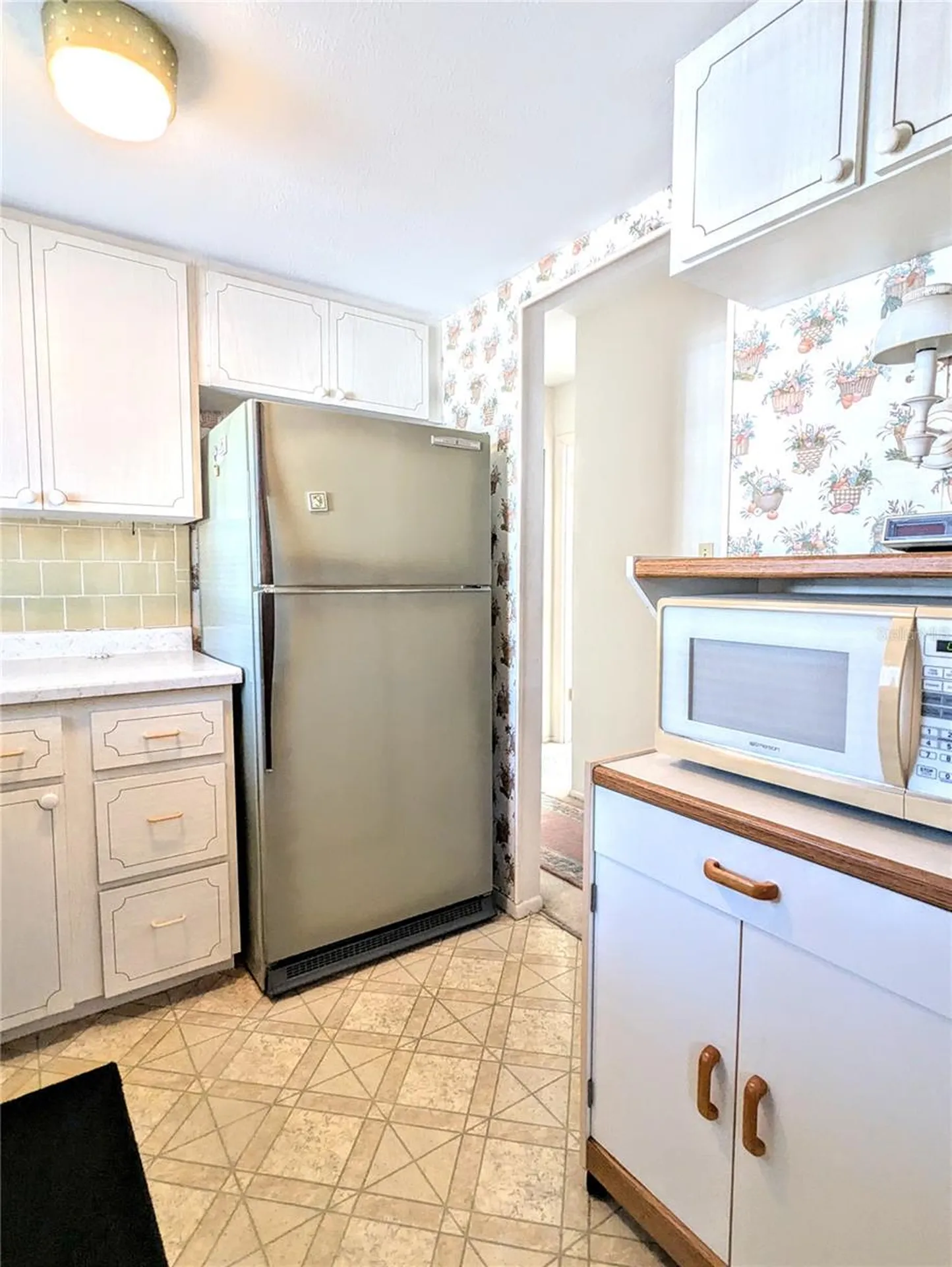 2228 Canal Drive Bradenton FL 34207