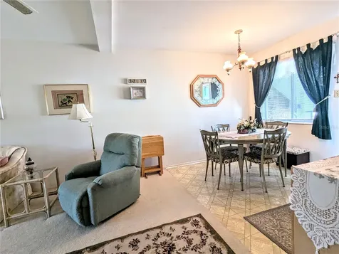 2228 Canal Drive Bradenton FL 34207