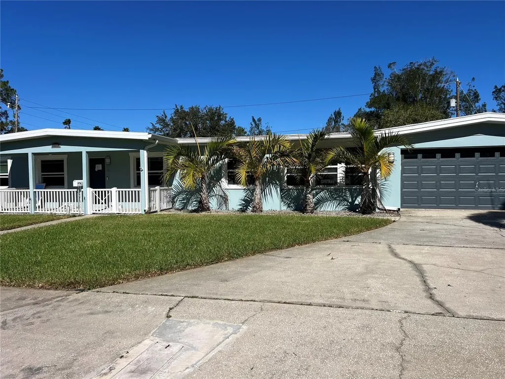 205 81st Avenue NE St Petersburg FL 33702