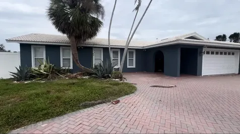 1381 49th Avenue NE St Petersburg FL 33703