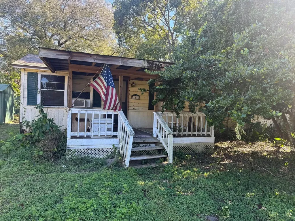 31419 Lawrence Street Sorrento FL 32776