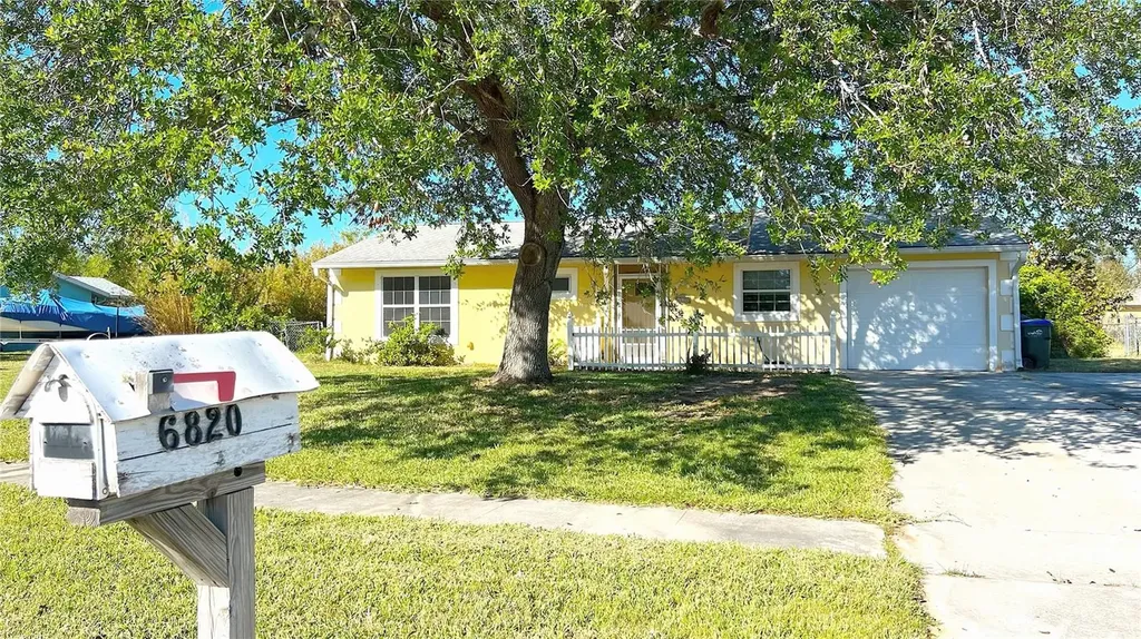 6820 Myrtlewood Road North Port FL 34287