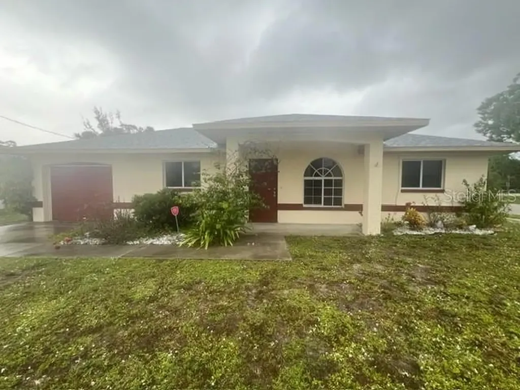 2775 Lime Street Fort Myers FL 33916