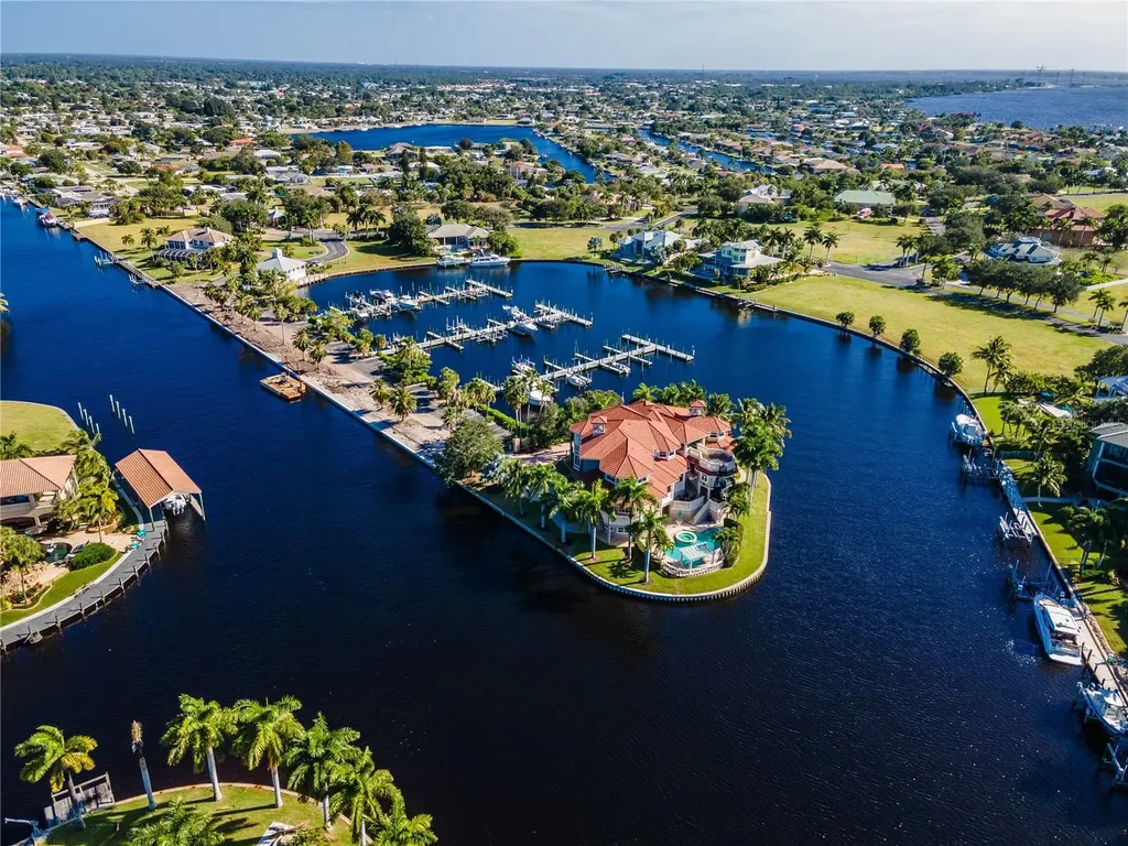 4630 Grassy Point Boulevard Port Charlotte FL 33952