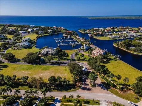 4630 Grassy Point Boulevard Port Charlotte FL 33952