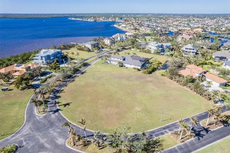 4630 Grassy Point Boulevard Port Charlotte FL 33952
