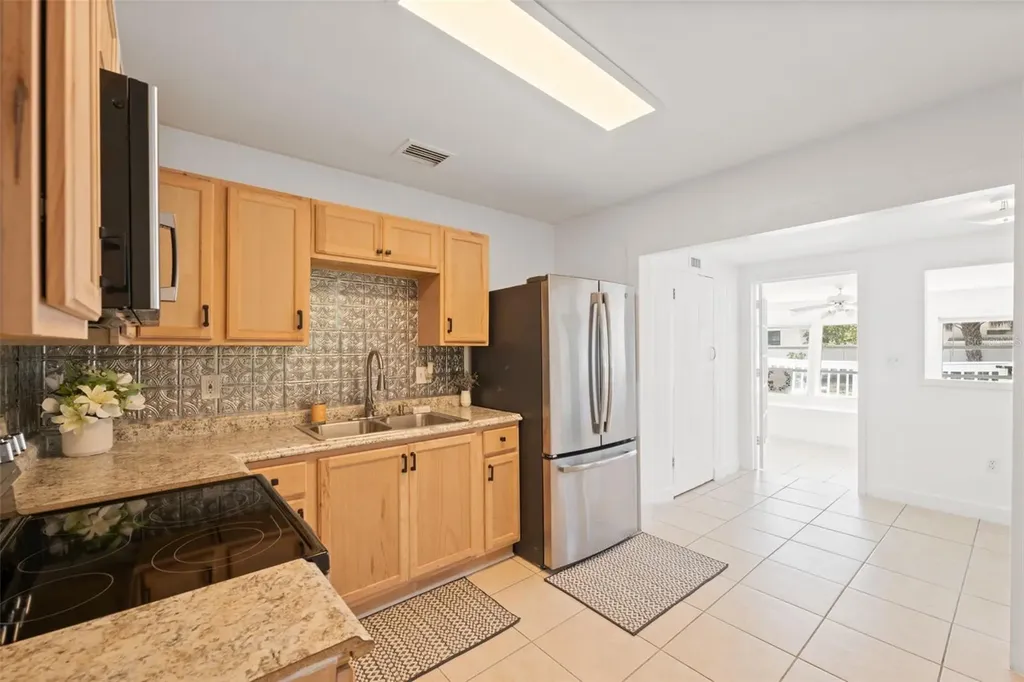 3918 W Fig Street Tampa FL 33609