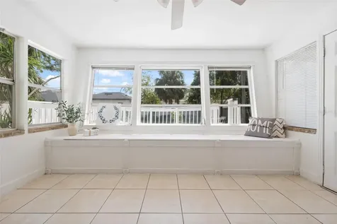 3918 W Fig Street Tampa FL 33609