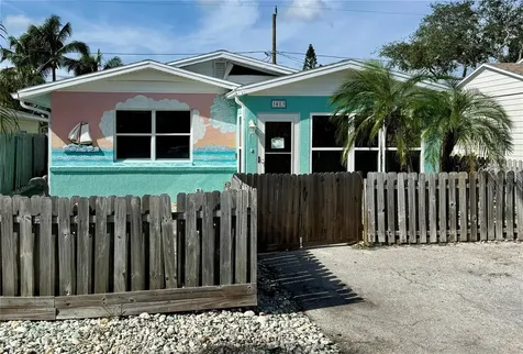 3013 Dupont Street S Gulfport FL 33707