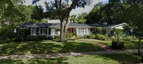 2923 W Lawn Avenue Tampa FL 33611
