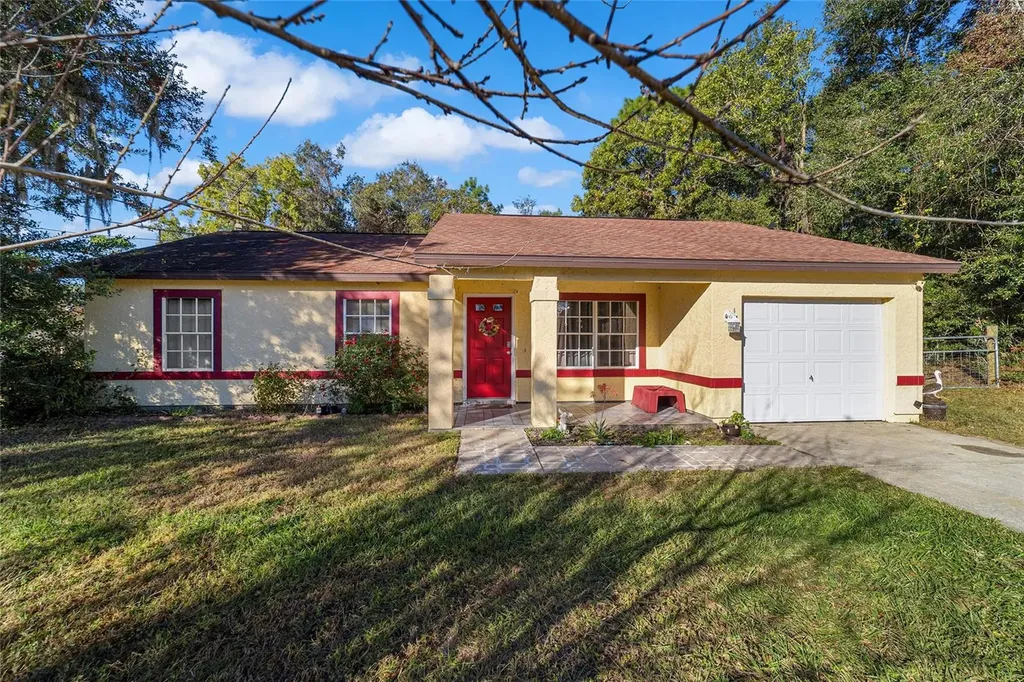 39 Oak Pass Loop Ocala FL 34472