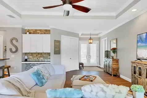 5868 Meriwether Place Sarasota FL 34232