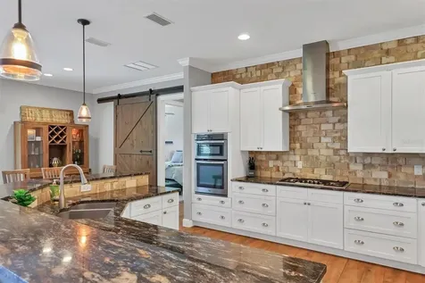 5868 Meriwether Place Sarasota FL 34232