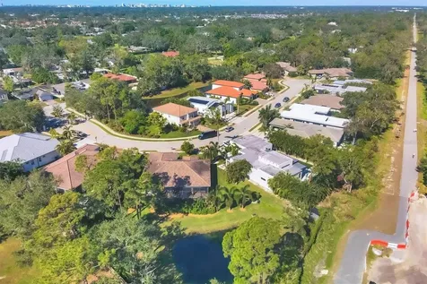 5868 Meriwether Place Sarasota FL 34232