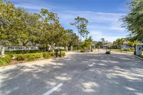 5868 Meriwether Place Sarasota FL 34232