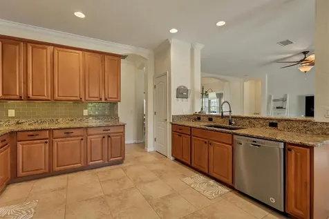 76 Long Meadow Court Rotonda West FL 33947