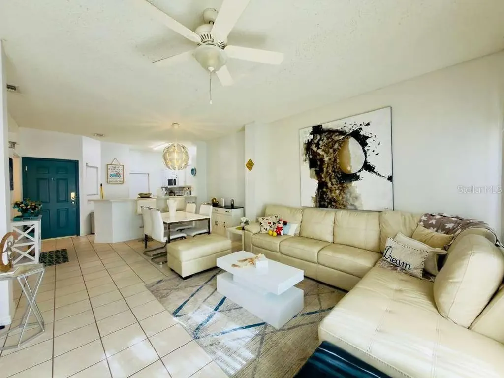 8439 Crystal Cove Loop Kissimmee FL 34747