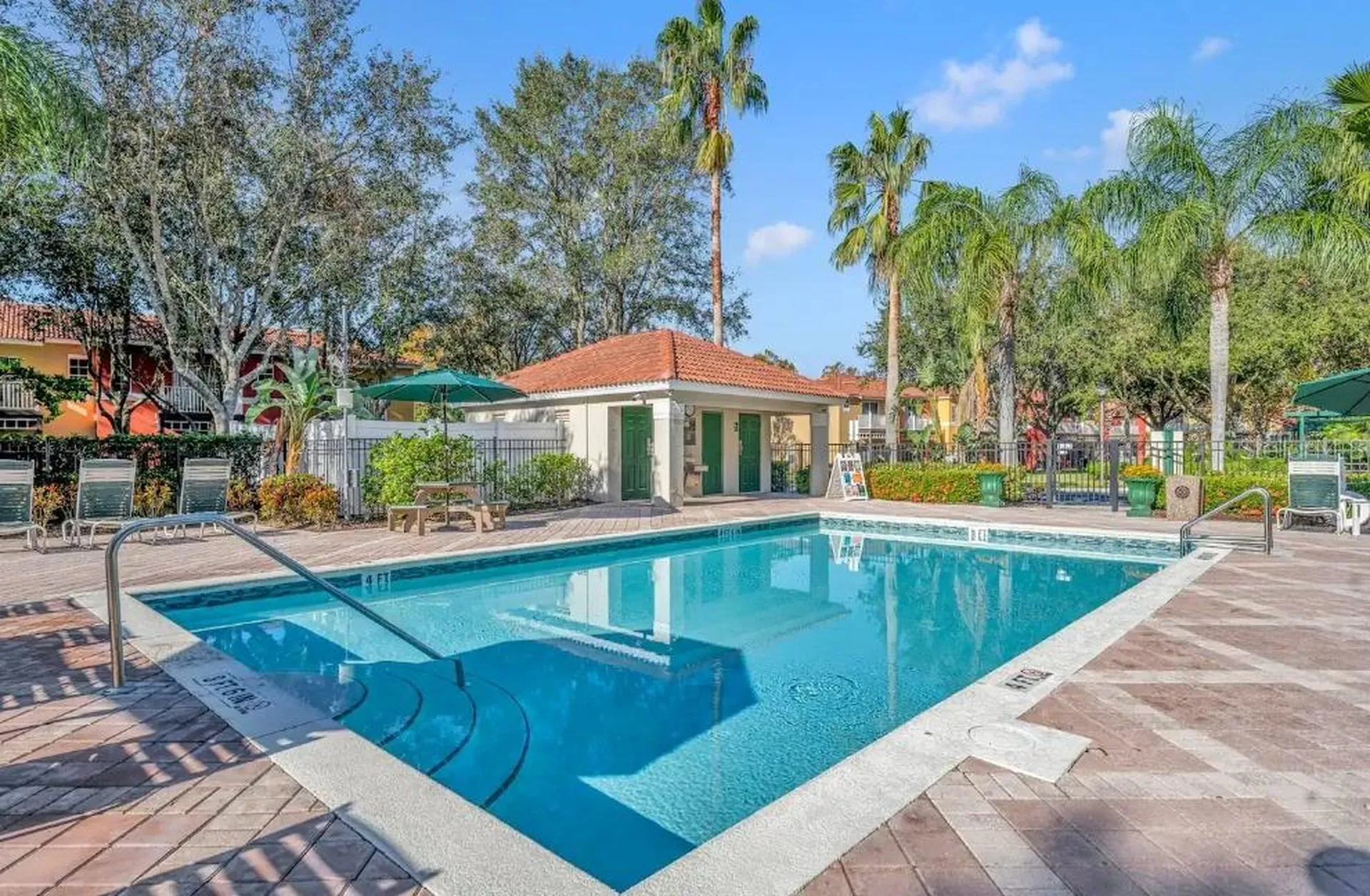 8439 Crystal Cove Loop Kissimmee FL 34747