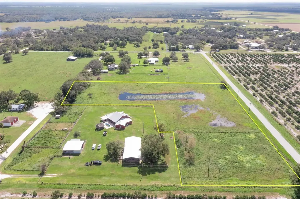 102 Old State Road 8 Venus FL 33960