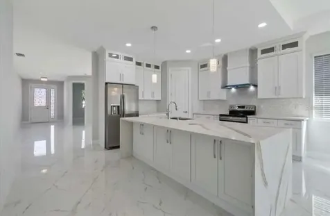 5816 N Clark Avenue Tampa FL 33614