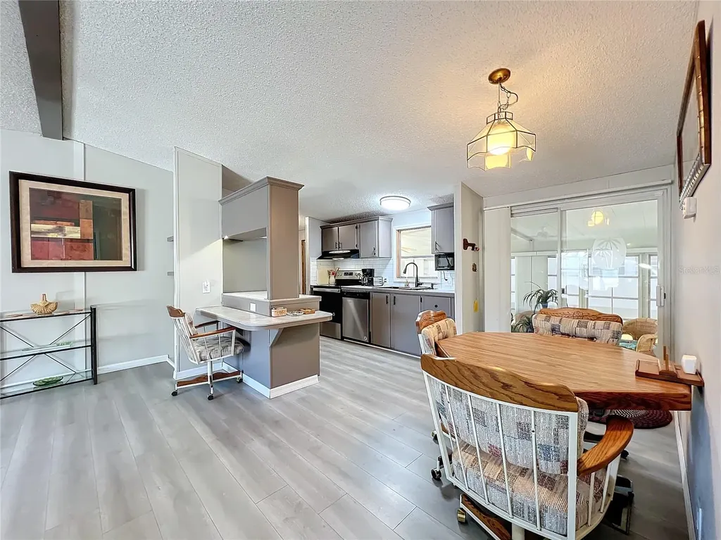 13426 Palm Drive Astatula FL 34705