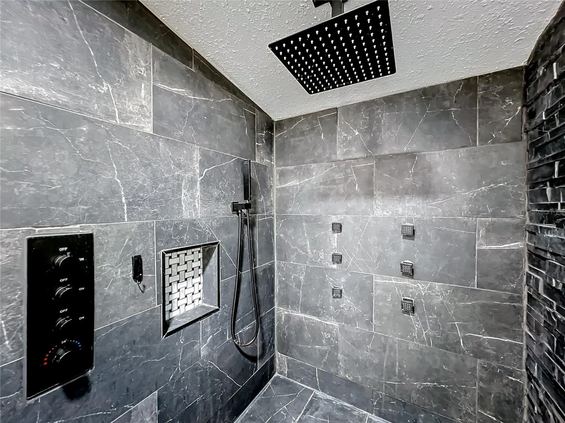 13426 Palm Drive Astatula FL 34705
