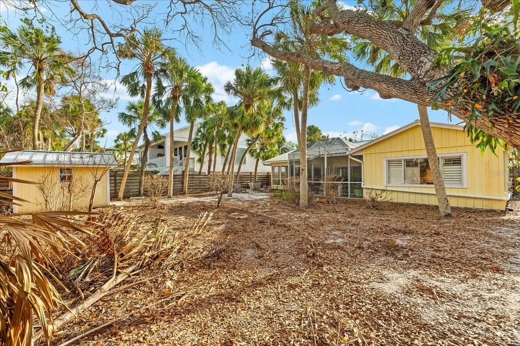 5019 Commonwealth Drive Sarasota FL 34242