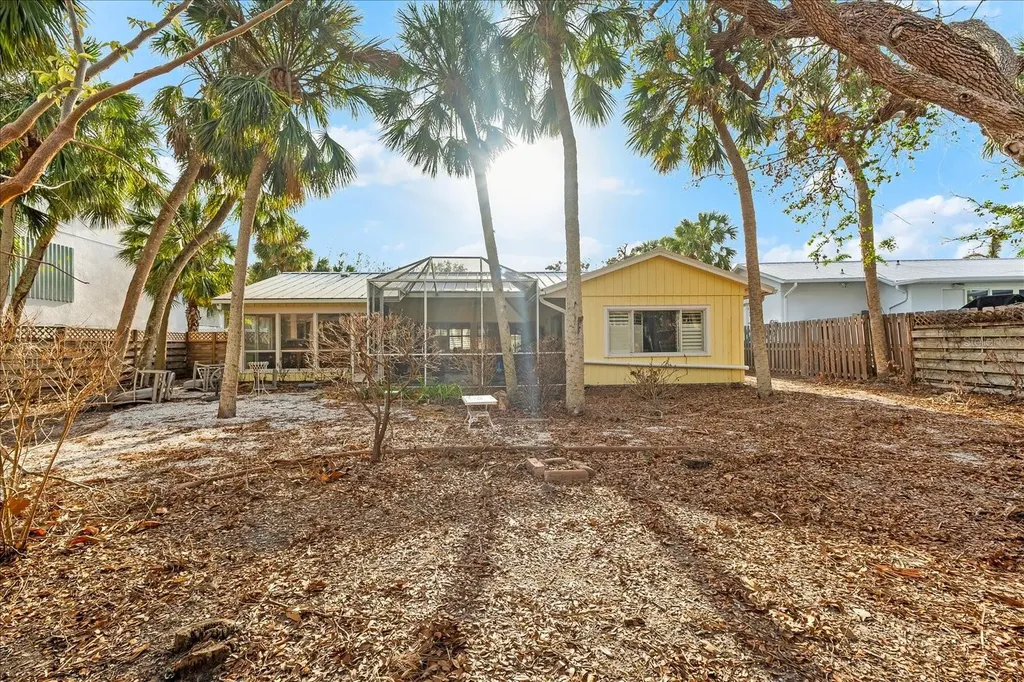 5019 Commonwealth Drive Sarasota FL 34242