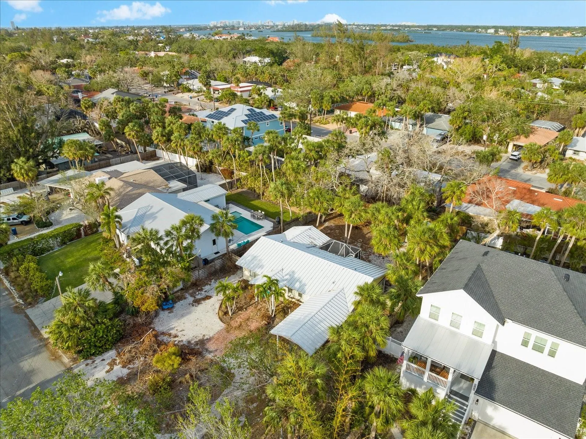 5019 Commonwealth Drive Sarasota FL 34242