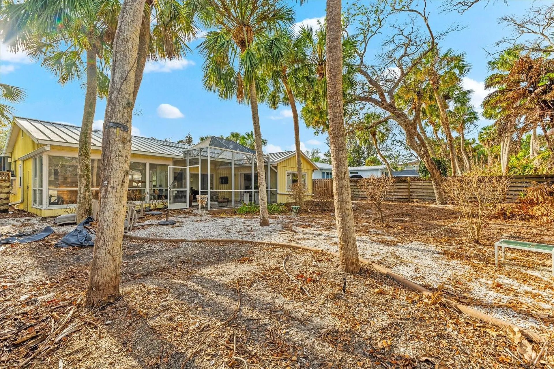 5019 Commonwealth Drive Sarasota FL 34242