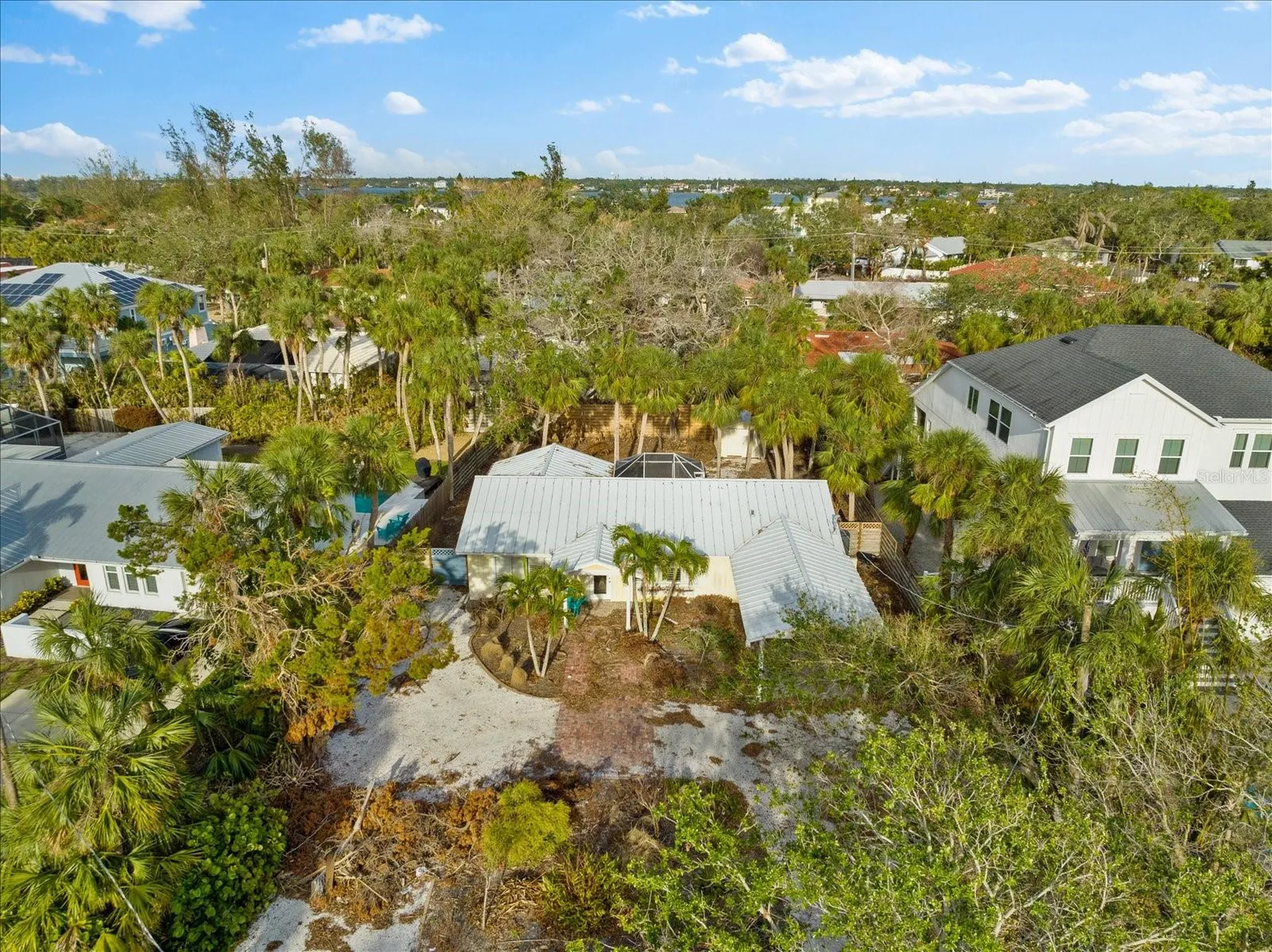 5019 Commonwealth Drive Sarasota FL 34242
