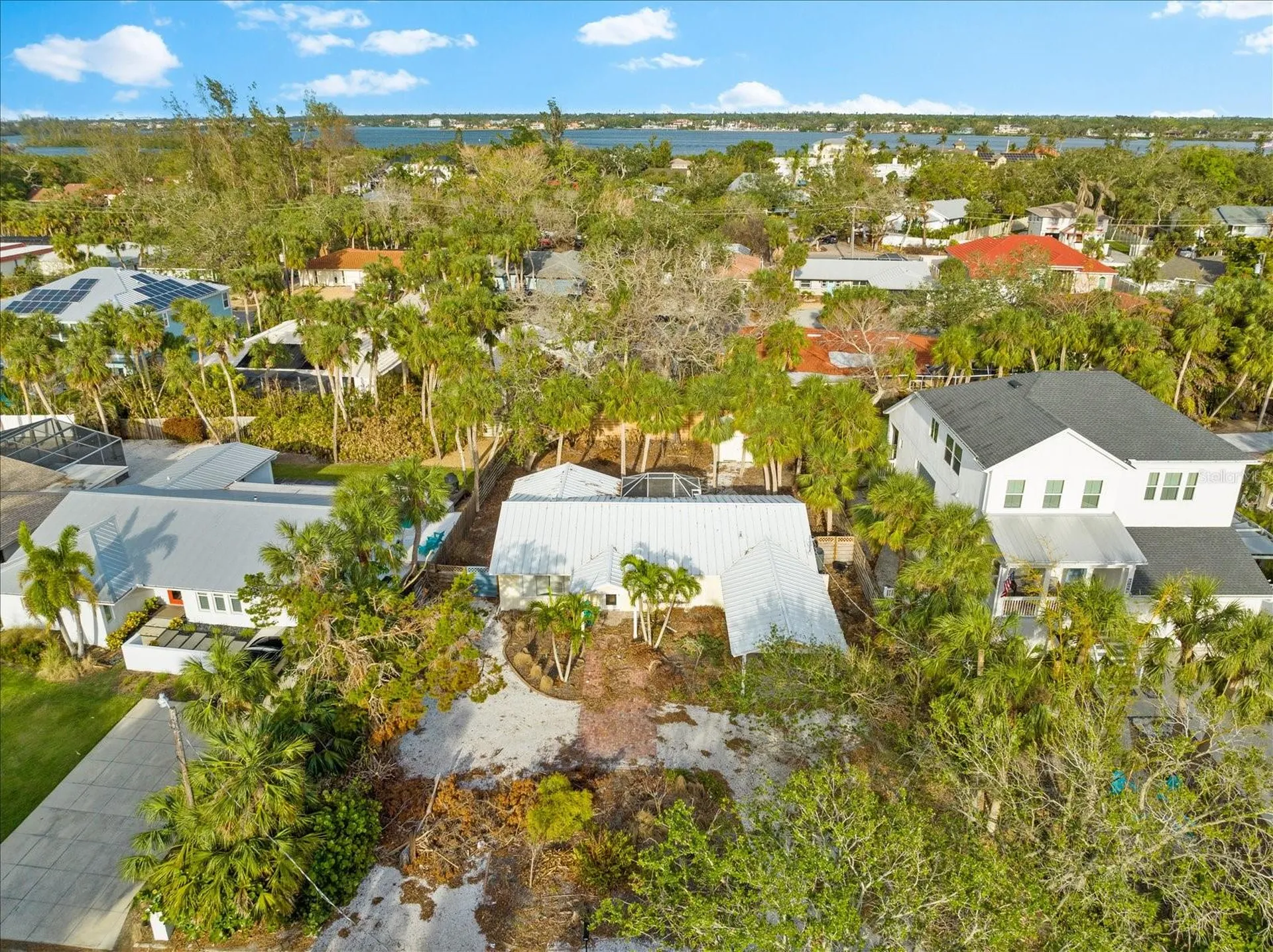 5019 Commonwealth Drive Sarasota FL 34242