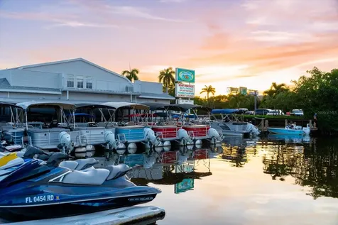5019 Commonwealth Drive Sarasota FL 34242