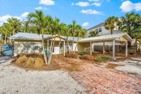 5019 Commonwealth Drive Sarasota FL 34242