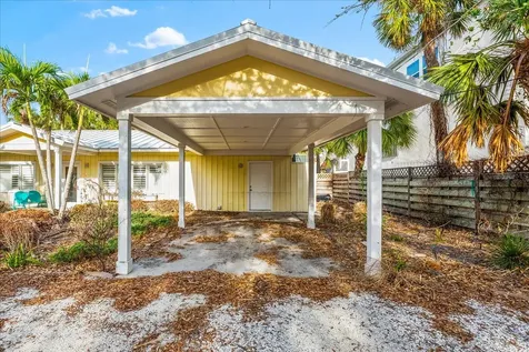5019 Commonwealth Drive Sarasota FL 34242