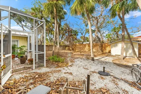 5019 Commonwealth Drive Sarasota FL 34242