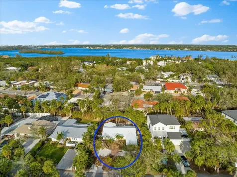 5019 Commonwealth Drive Sarasota FL 34242