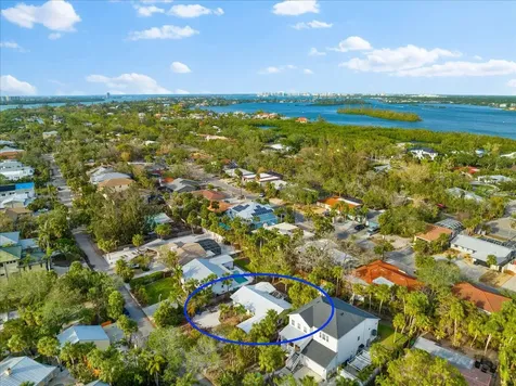 5019 Commonwealth Drive Sarasota FL 34242