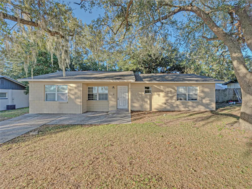 214 Valencia Drive Auburndale FL 33823