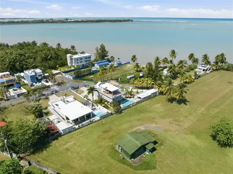 Pr 968k 2.1 Int Punta Are Las Picuas Rio Grande PR 00721
