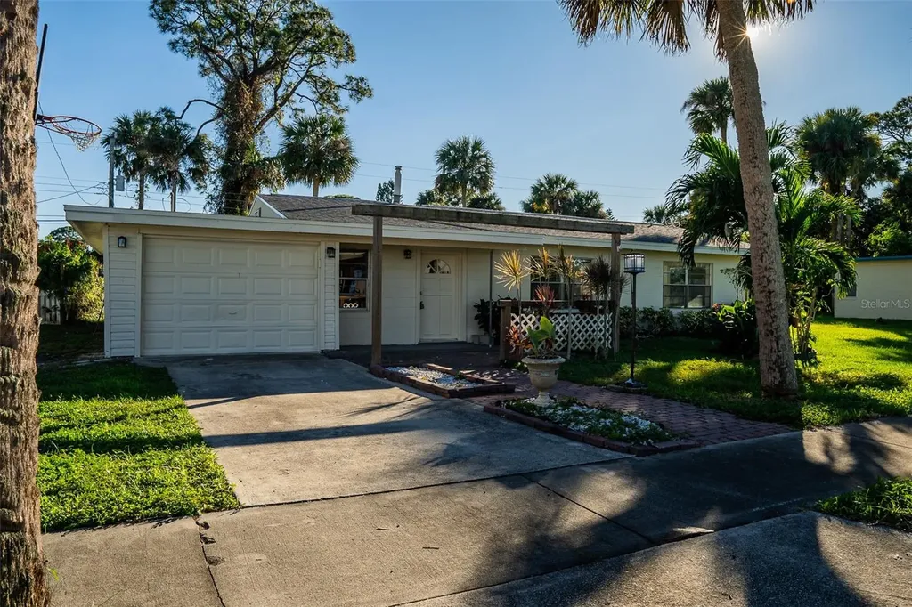 133 Court Street Titusville FL 32780